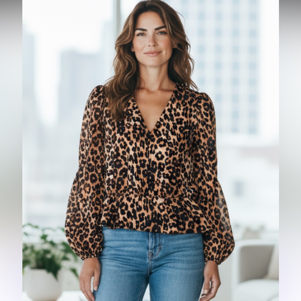 Leopard Print V-Neck Blouse